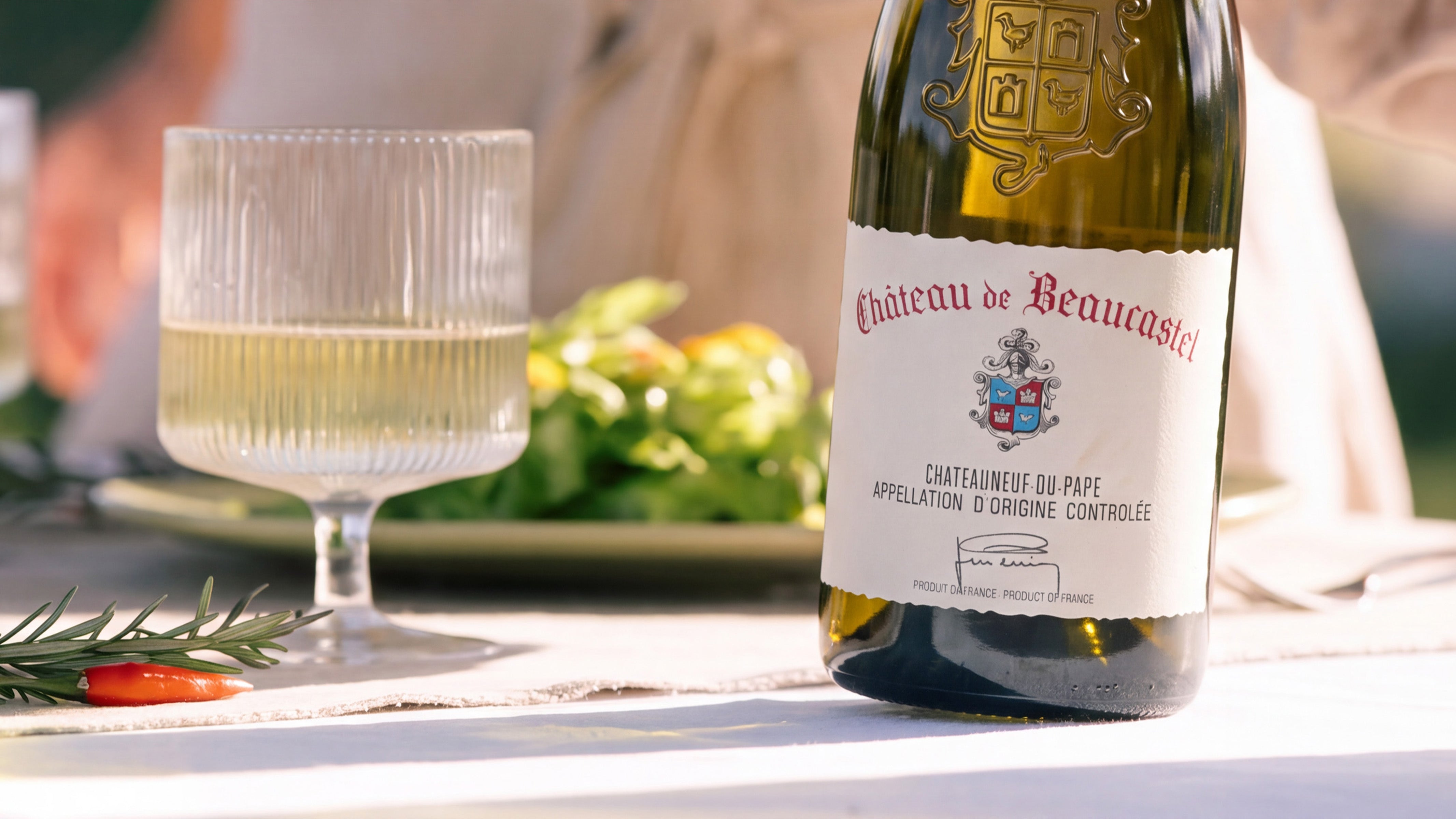 Que manger avec un Châteauneuf-du-Pape ? Découvrez nos suggestions !